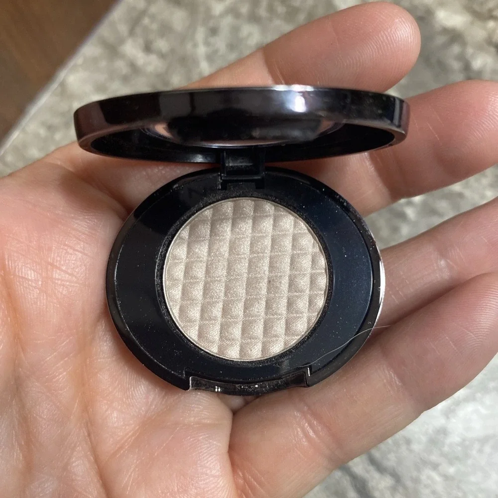 No7 Eyeshadow Full Size Eyeshadow Wheatsheaf Shade 1.9g .06 Oz Brand New‎